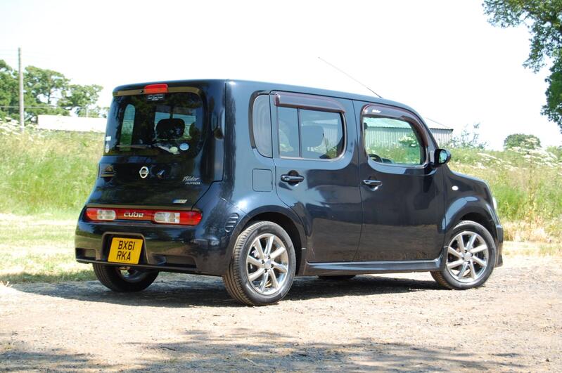 NISSAN CUBE