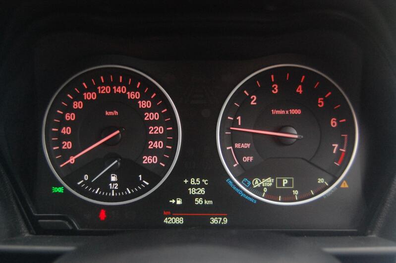 BMW 1 SERIES