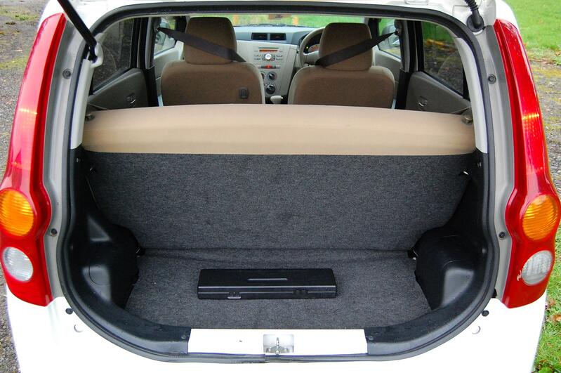 DAIHATSU MIRA