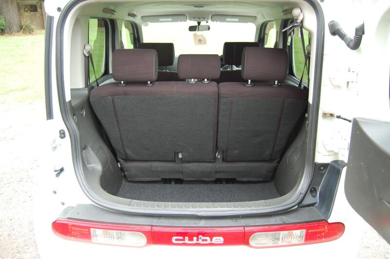 NISSAN CUBE