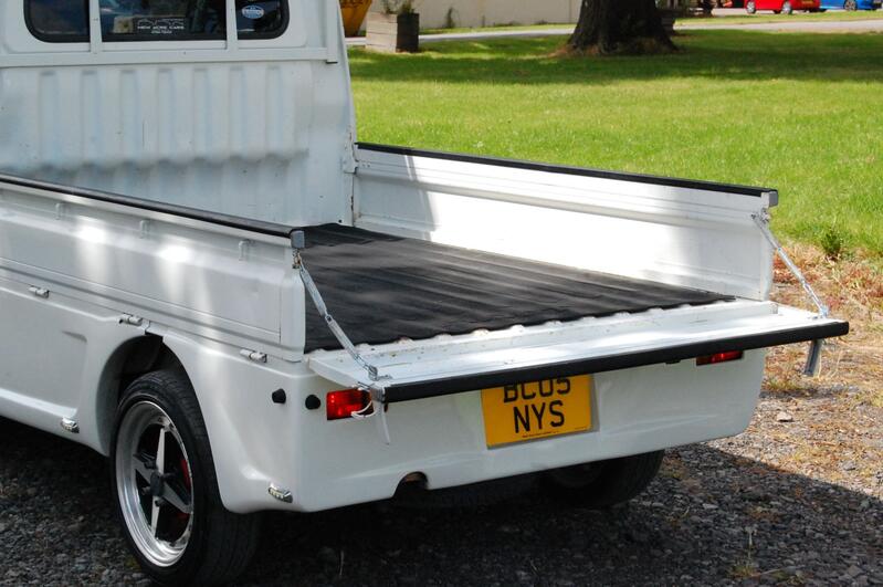 DAIHATSU HIJET