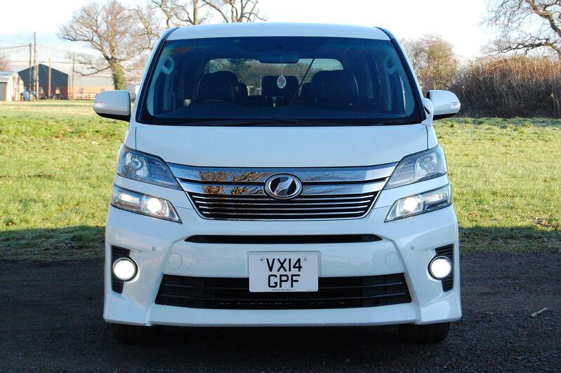 TOYOTA VELLFIRE