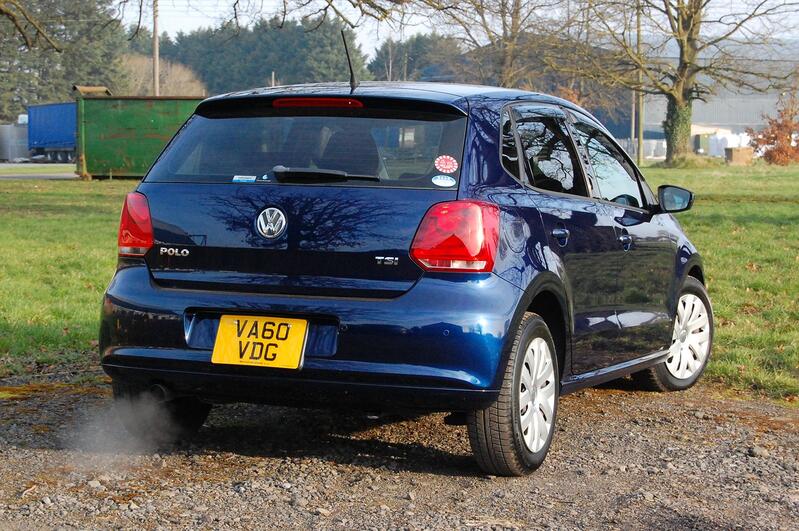 VOLKSWAGEN POLO