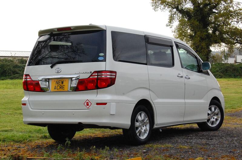 TOYOTA ALPHARD