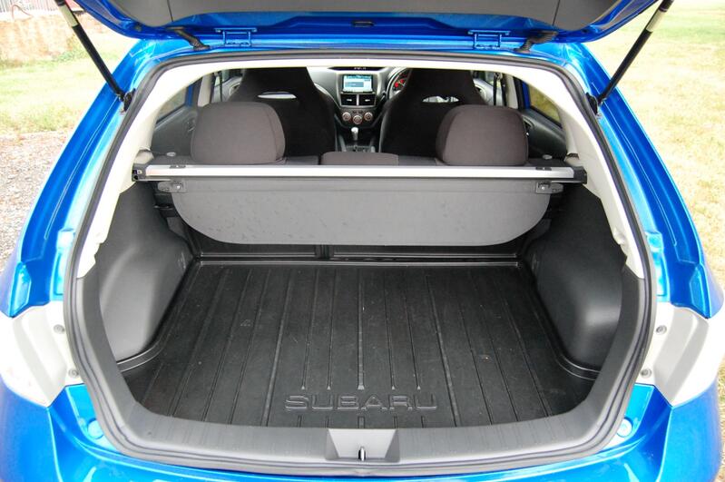 SUBARU IMPREZA