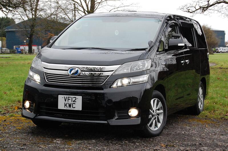TOYOTA VELLFIRE