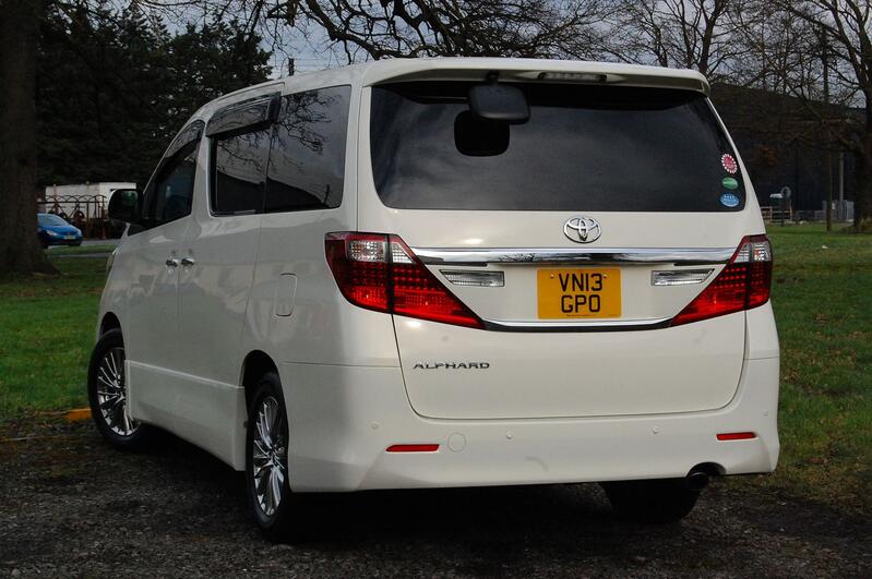 TOYOTA ALPHARD