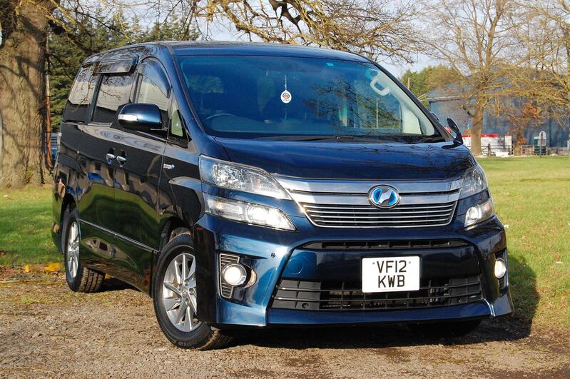 TOYOTA VELLFIRE