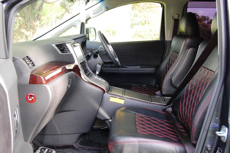 TOYOTA ALPHARD