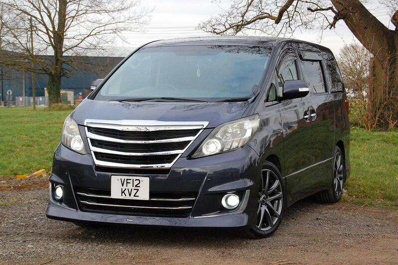 TOYOTA ALPHARD