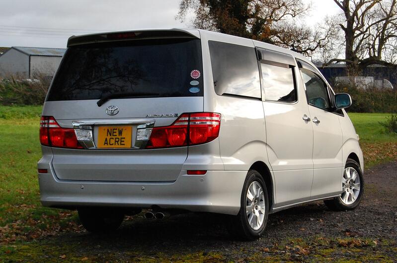 TOYOTA ALPHARD