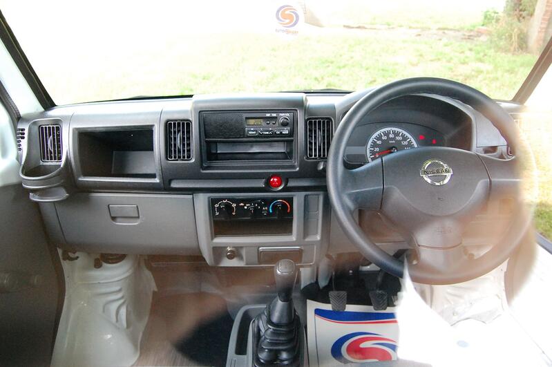 NISSAN CLIPPER