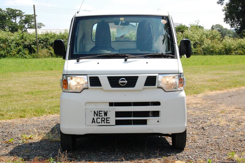 NISSAN CLIPPER