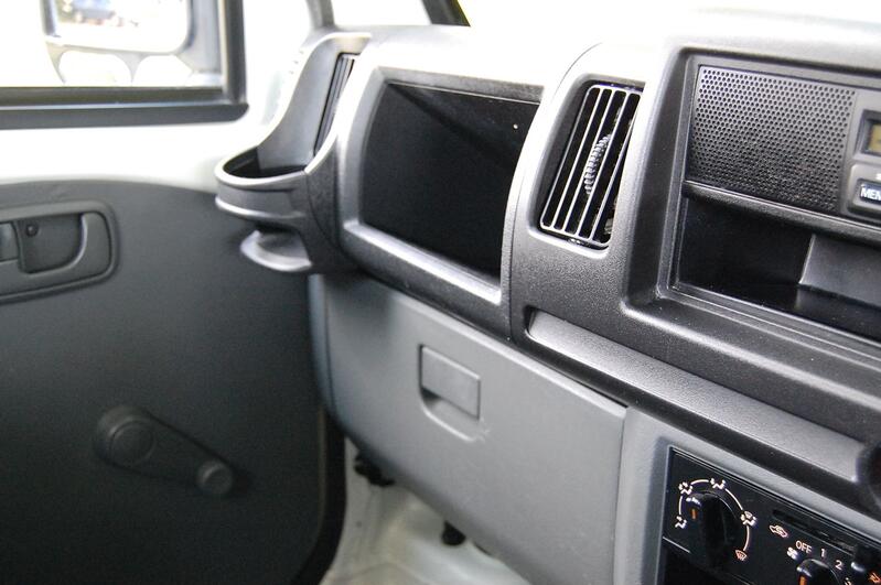 NISSAN CLIPPER