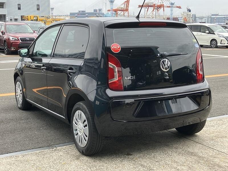 VOLKSWAGEN UP
