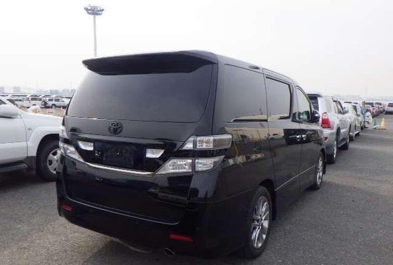 TOYOTA VELLFIRE