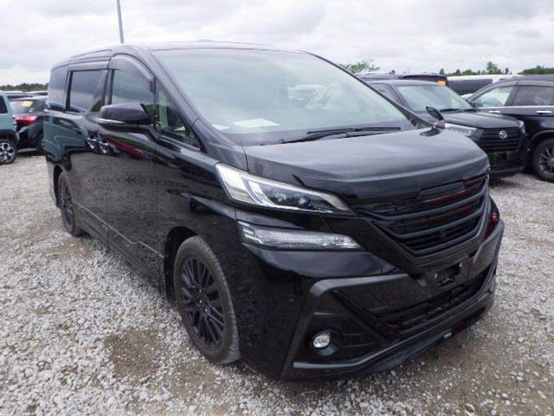 TOYOTA VELLFIRE