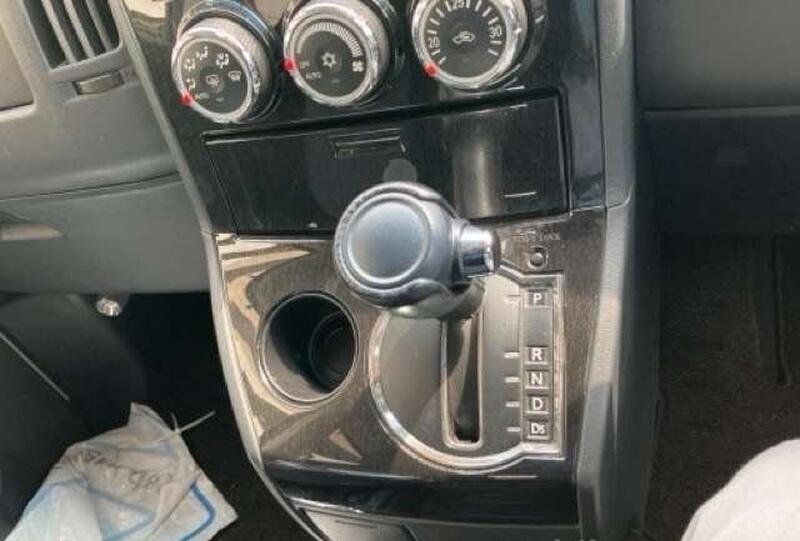 MITSUBISHI DELICA