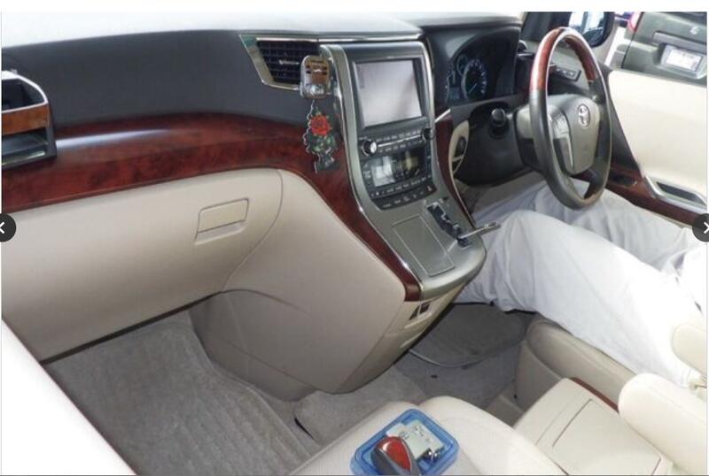 TOYOTA ALPHARD