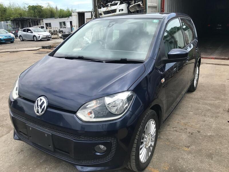 VOLKSWAGEN UP