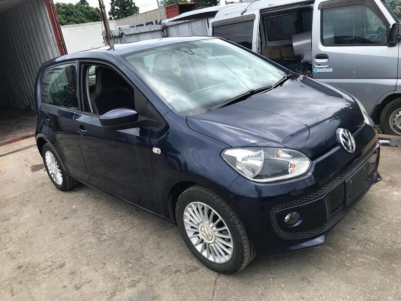VOLKSWAGEN UP