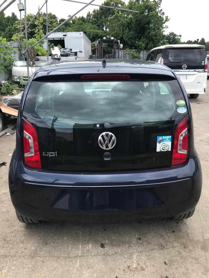 VOLKSWAGEN UP