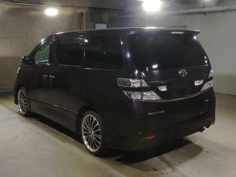 TOYOTA VELLFIRE