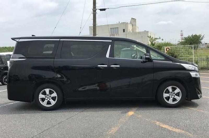 TOYOTA VELLFIRE