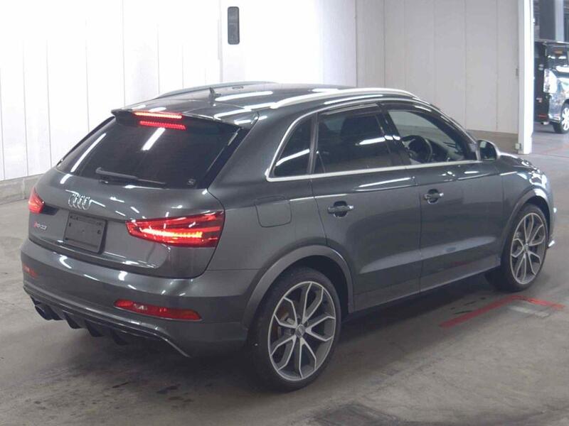 AUDI RS Q3