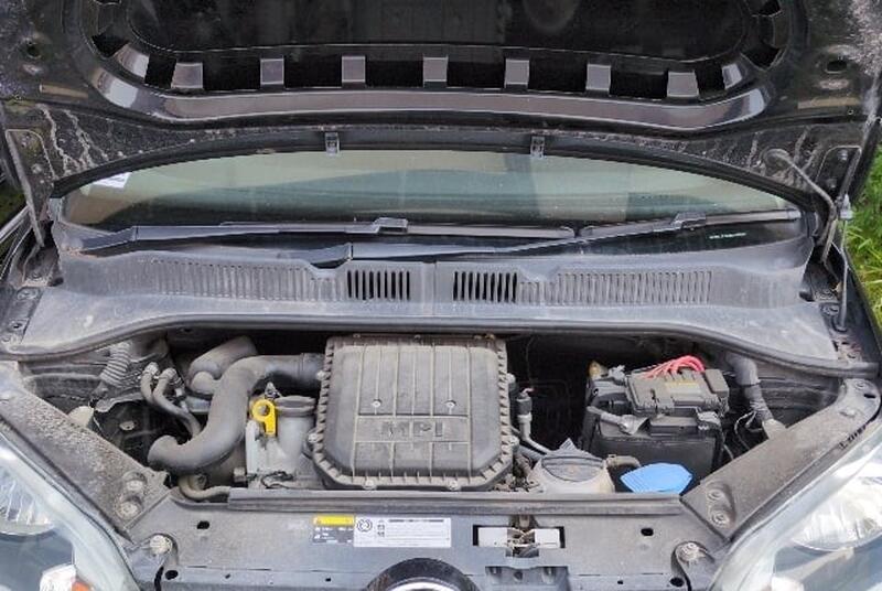 VOLKSWAGEN UP