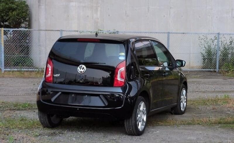 VOLKSWAGEN UP
