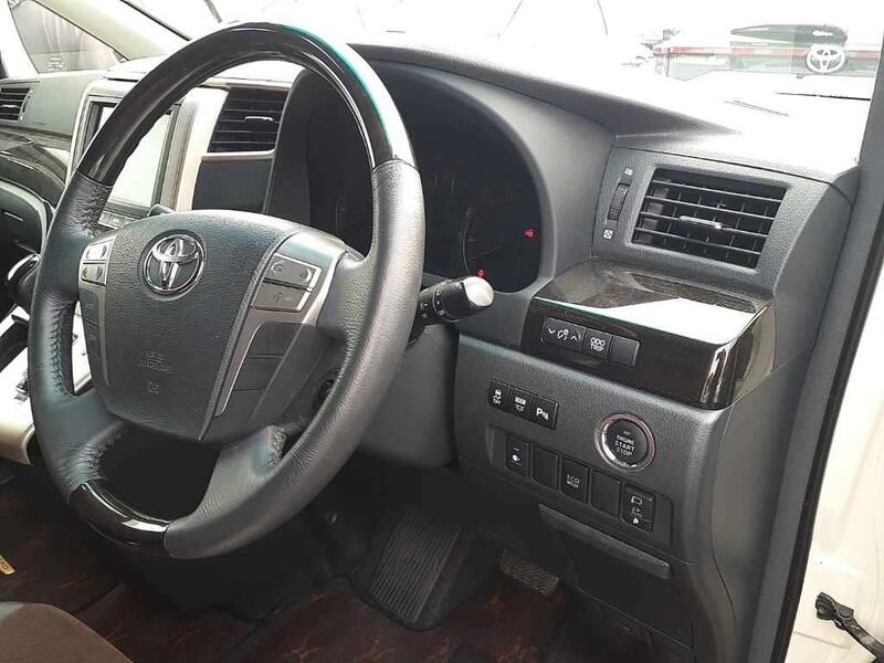 TOYOTA ALPHARD